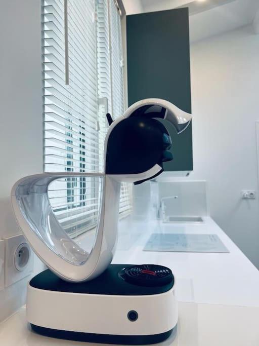 Unique Loft Apartment Located 15 Minutes From The Champs Elysees Saint-Ouen  Εξωτερικό φωτογραφία